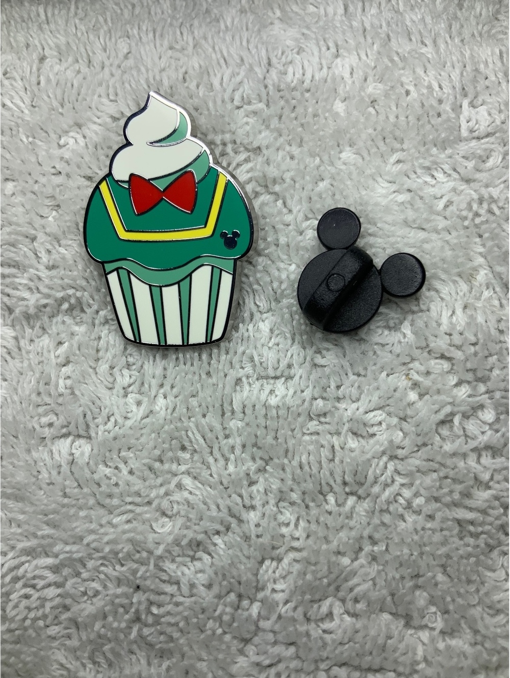 Disney Donald Duck Cupcake Hidden Mickey Pin